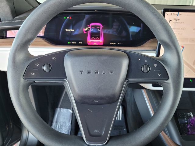 Used 2024 Tesla Model X image 23