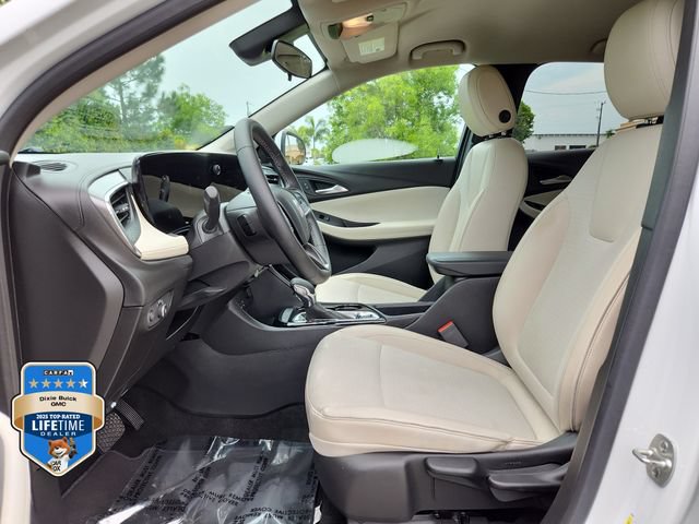 Certified 2024 Buick Encore GX Preferred FWD image 15
