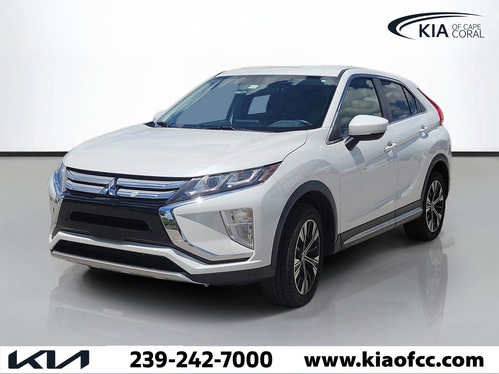 Used 2018 Mitsubishi Eclipse Cross SE image 4