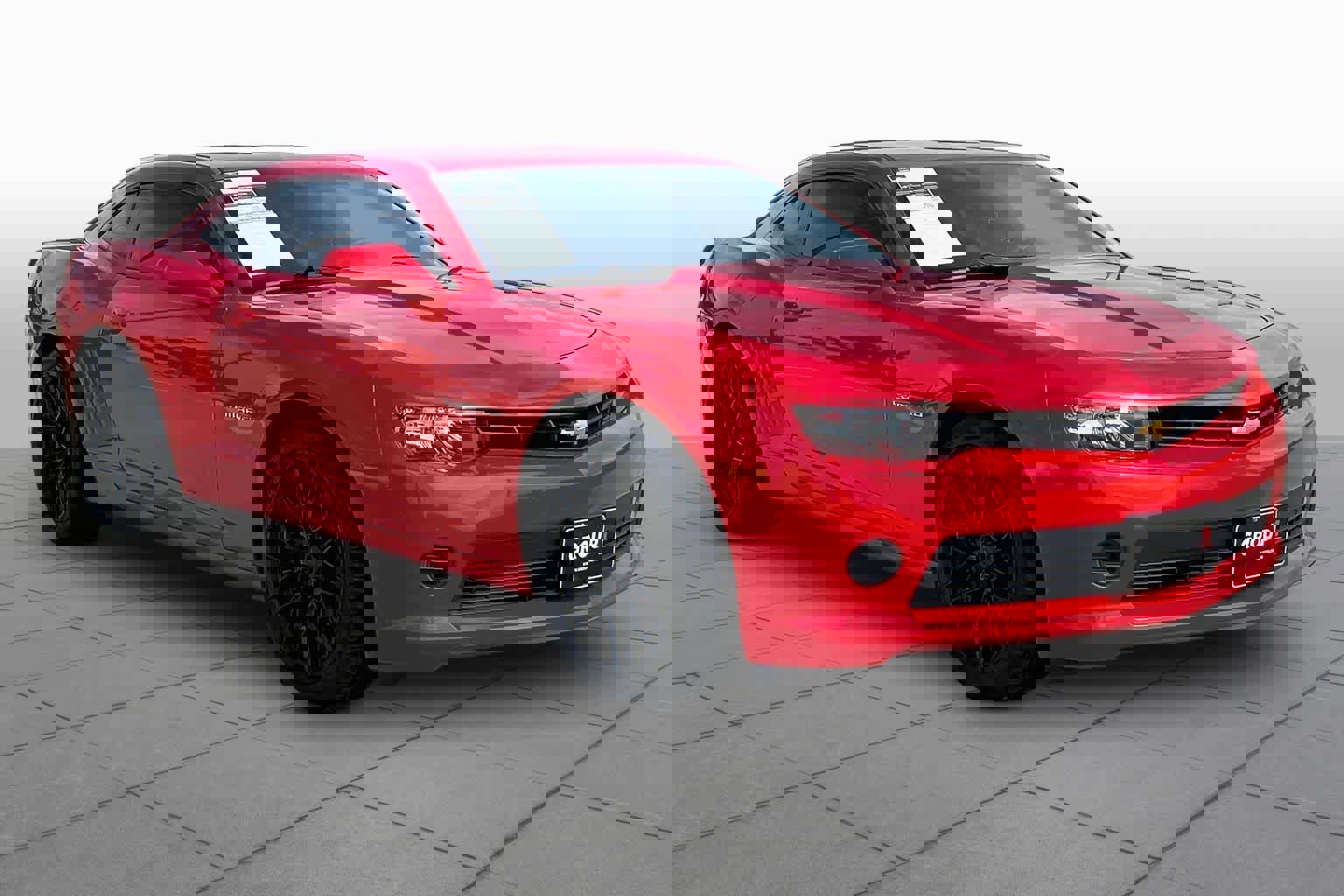 Used 2015 Chevrolet Camaro LS RWD image 3