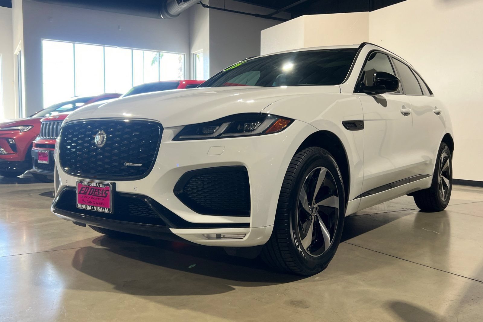 Used 2025 Jaguar F-PACE R-Dynamic S AWD/4WD image 9