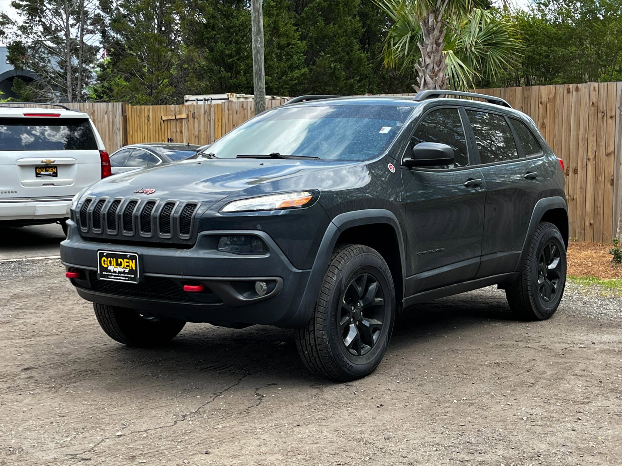 Used 2017 Jeep Cherokee Trailhawk w/ Comfort/Convenience Group image 4