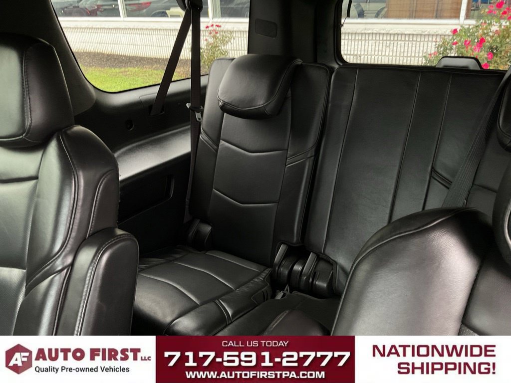 Used 2020 Cadillac Escalade ESV Platinum AWD/4WD image 14