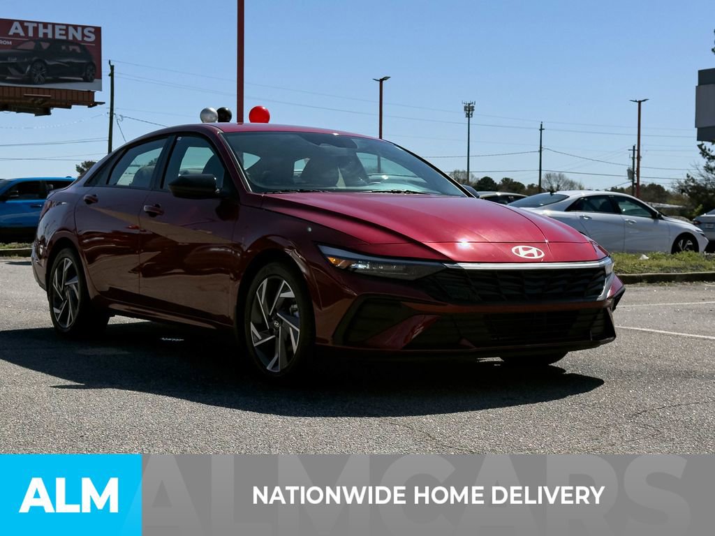 Certified 2025 Hyundai Elantra Sport image 4