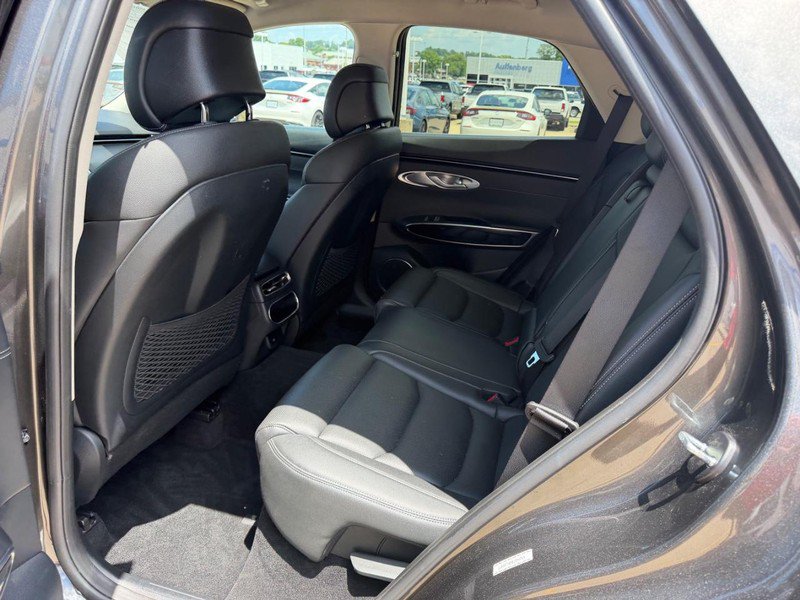 Used 2025 Genesis GV70 2.5T AWD/4WD image 9