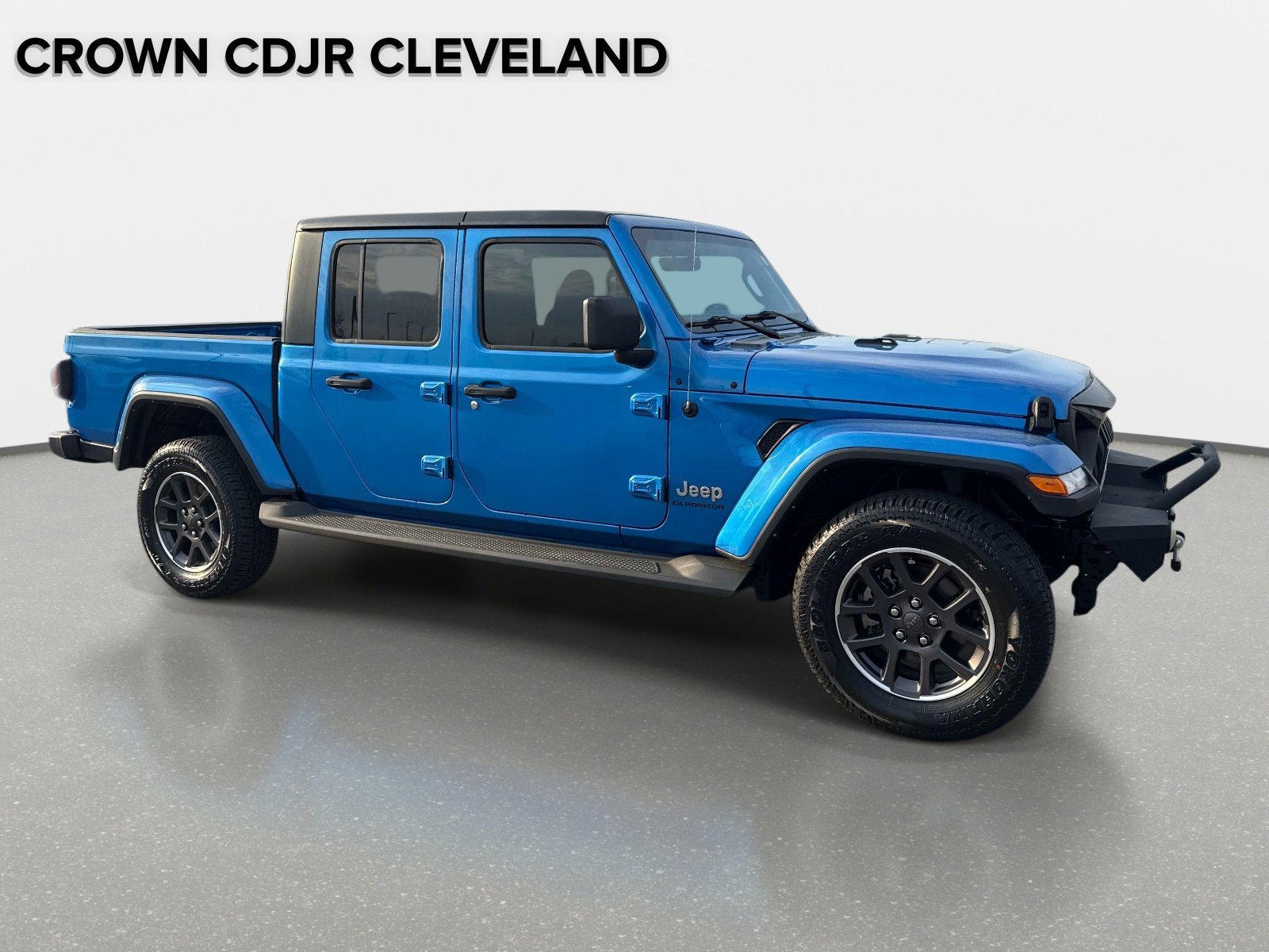 Used 2022 Jeep Gladiator Overland image 2