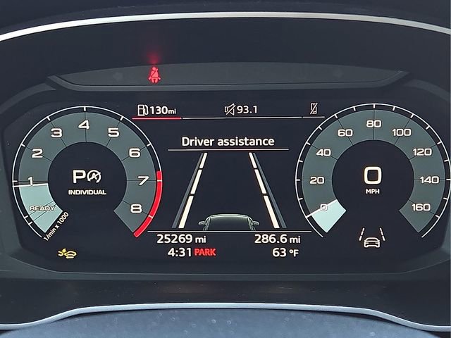 Used 2025 Audi Q3 2.0T Premium image 30