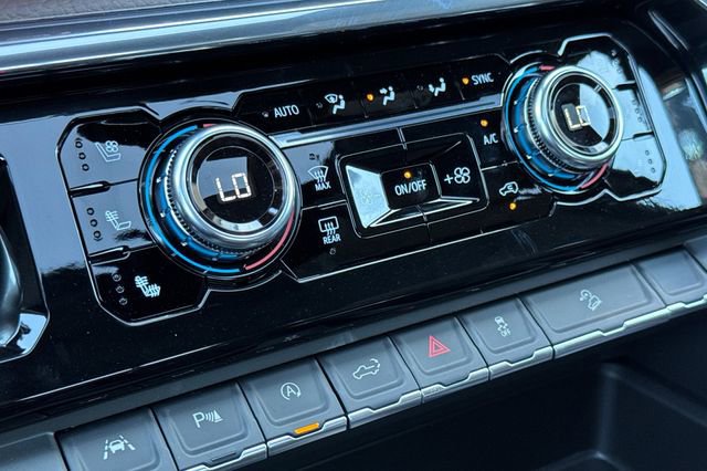 New 2026 GMC Sierra 1500 Denali w/ Denali Reserve Package image 24