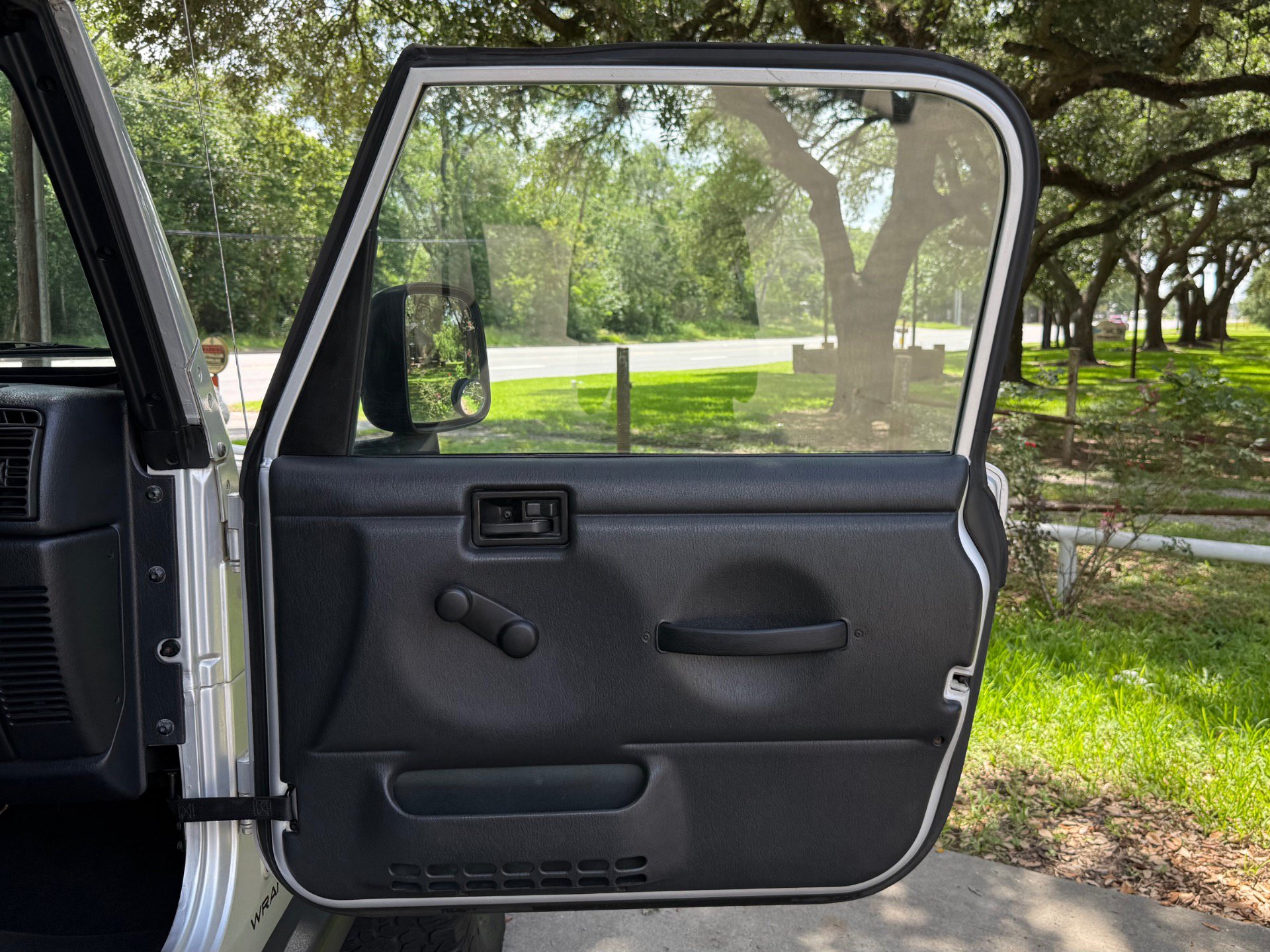 Used 2006 Jeep Wrangler Sport w/ Security Group AWD/4WD image 33