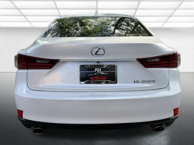 Used 2016 Lexus IS 200t RWD image 4