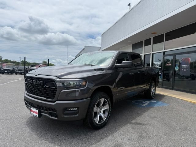 New 2026 RAM 1500 Express AWD/4WD image 7