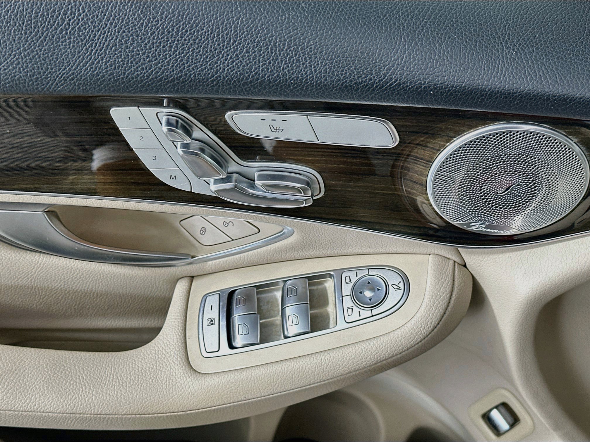 Used 2016 Mercedes-Benz GLC 300 4MATIC image 15