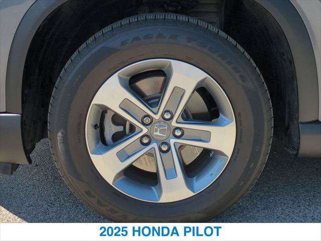 Certified 2025 Honda Pilot EX-L image 11