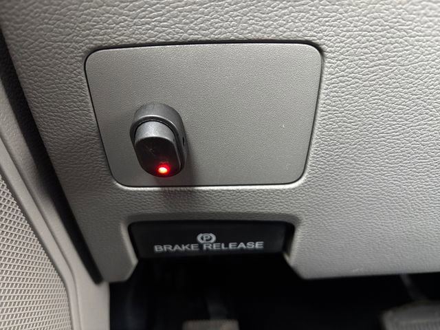 Used 2022 Ford F550 4x4 Regular Cab Super Duty image 17