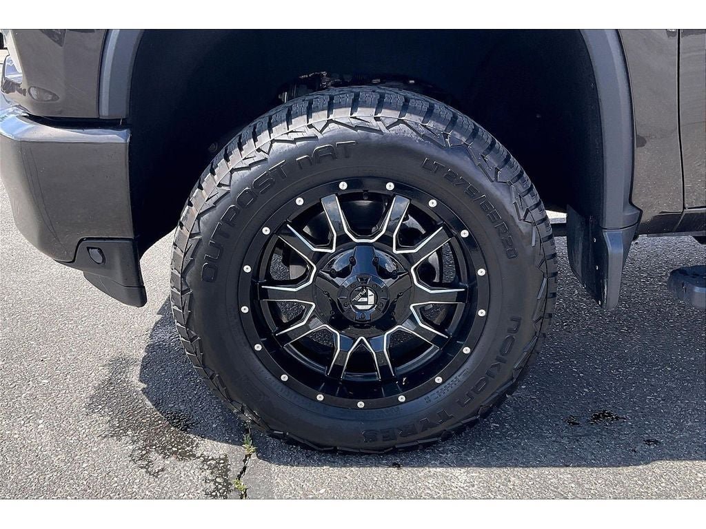 Used 2021 Chevrolet Silverado 3500 High Country w/ Z71 Off-Road Package AWD/4WD image 10