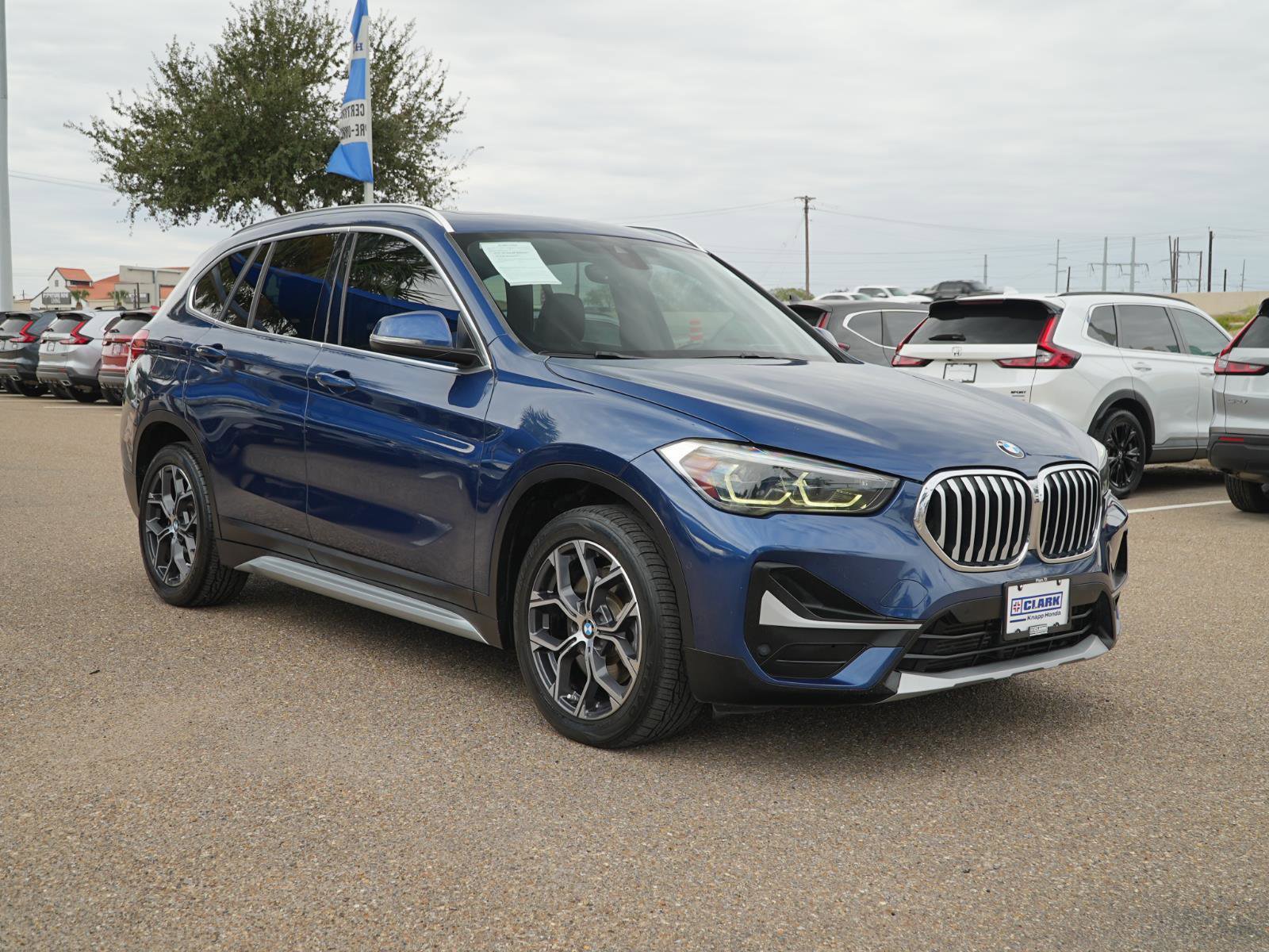Used 2021 BMW X1 sDrive28i w/ Premium Package image 3