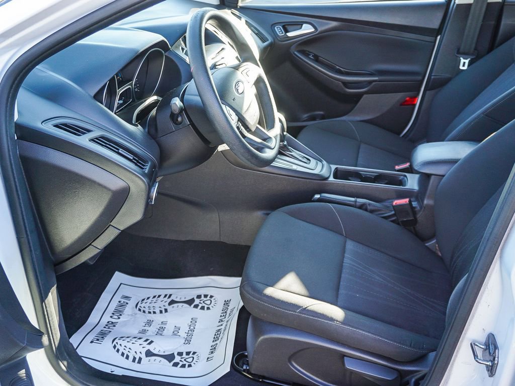 Used 2015 Ford Focus SE image 17