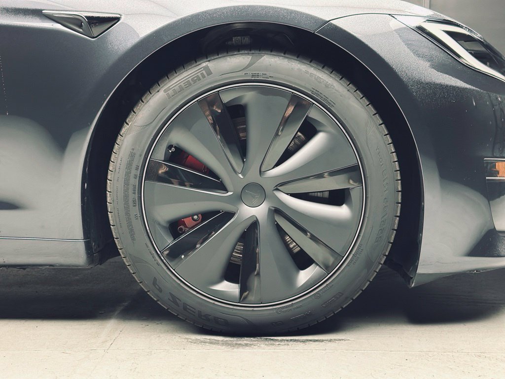 Used 2024 Tesla Model S Plaid AWD/4WD image 34