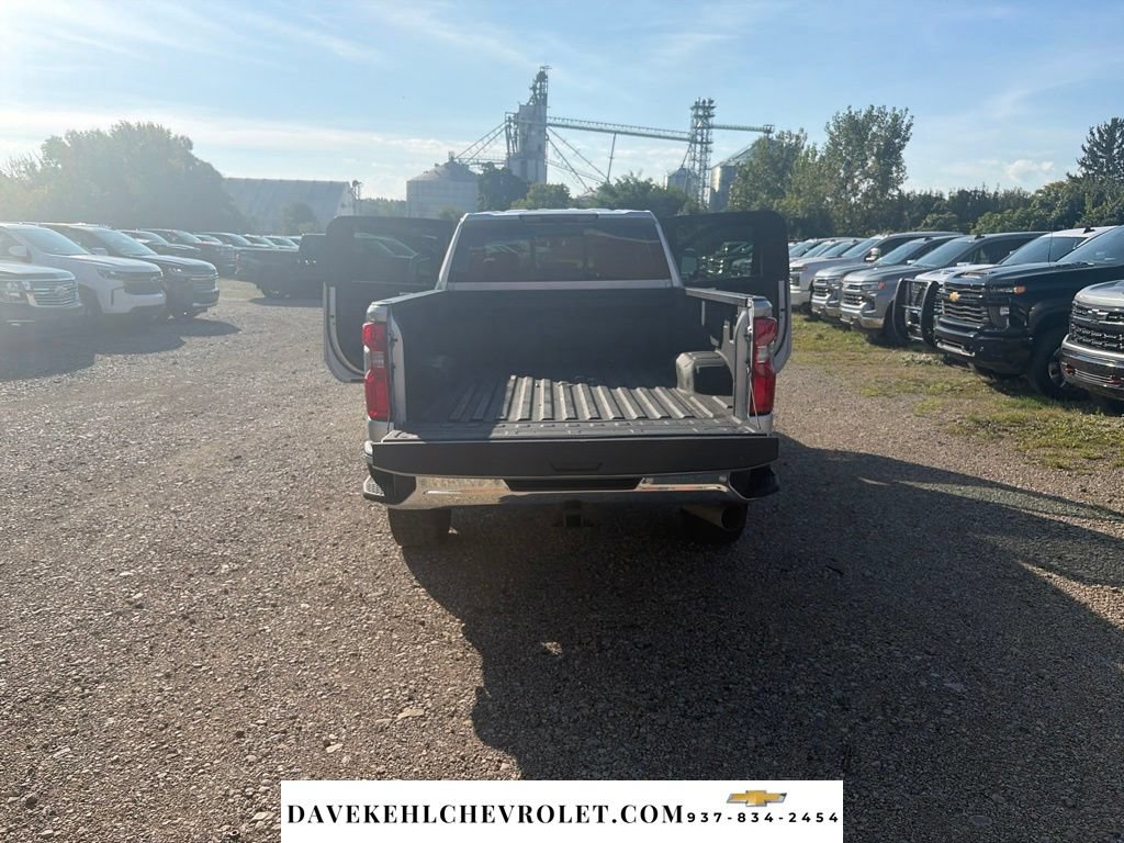 Used 2023 Chevrolet Silverado 3500 LTZ w/ LTZ Plus Package AWD/4WD image 31