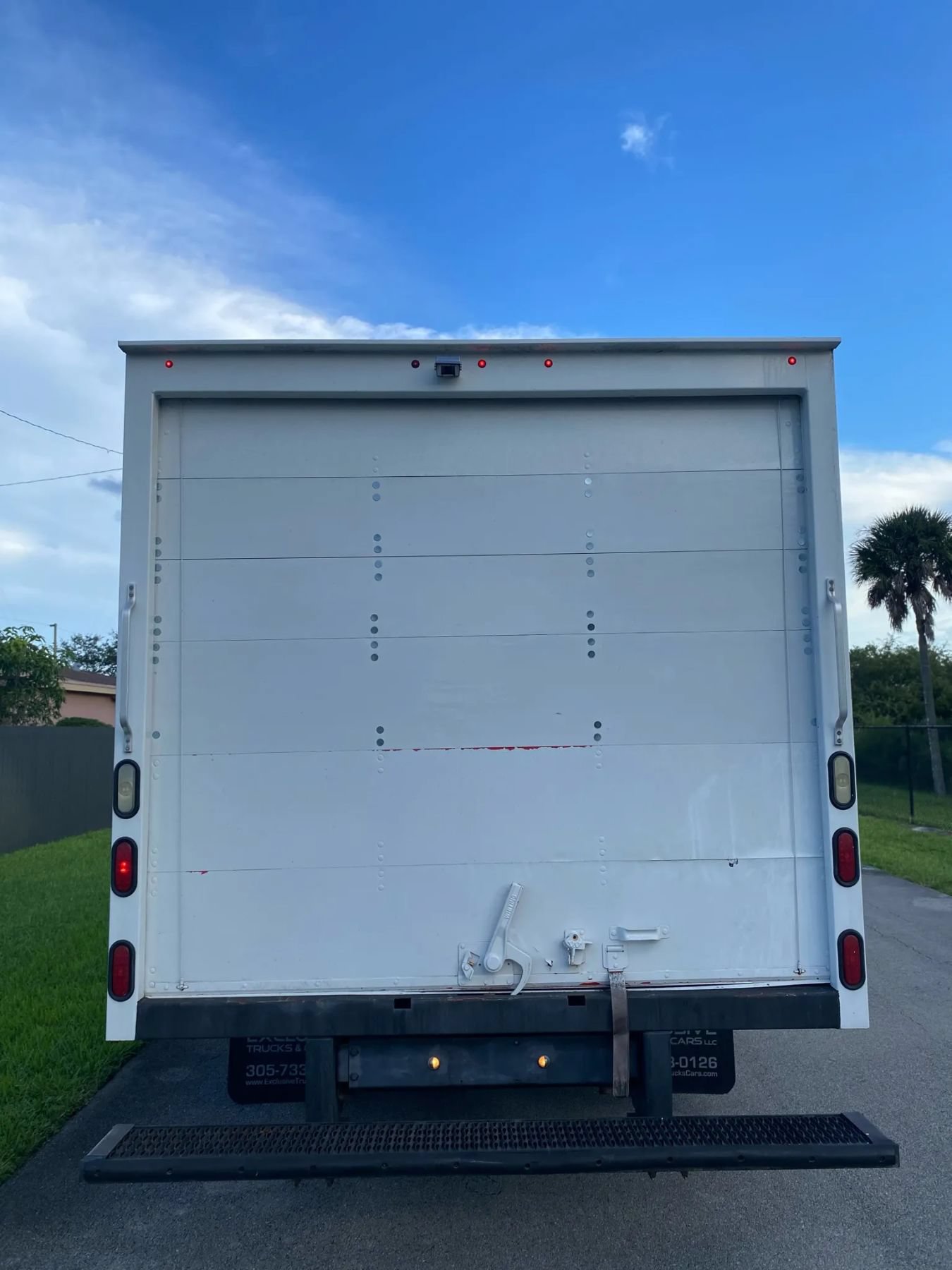 Used 2014 Mercedes-Benz Sprinter 3500 image 7