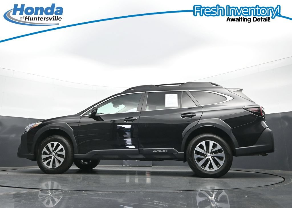 Used 2024 Subaru Outback Premium AWD/4WD image 31