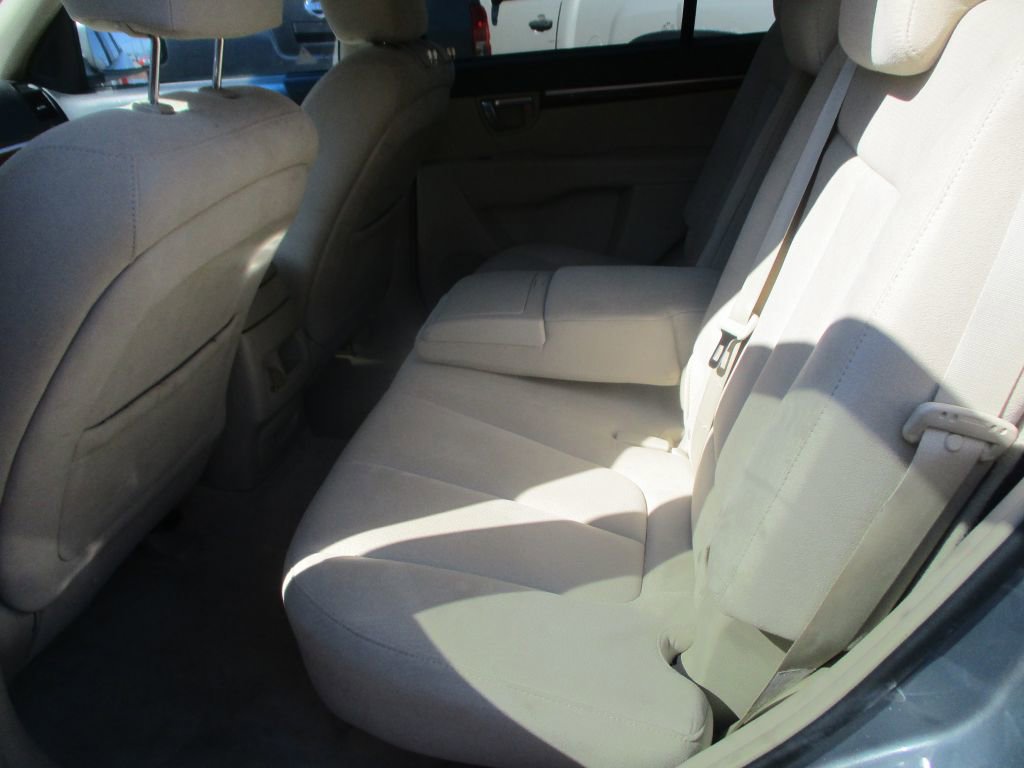 Used 2009 Hyundai Santa Fe SE w/ Premium Pkg 4 image 6