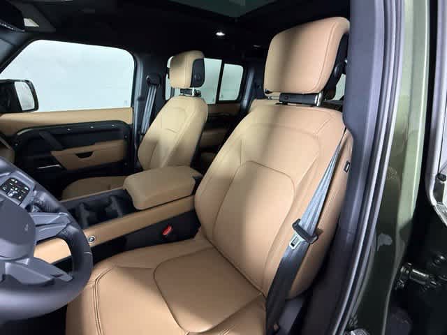New 2026 Land Rover Defender 110 X-Dynamic SE AWD/4WD image 6