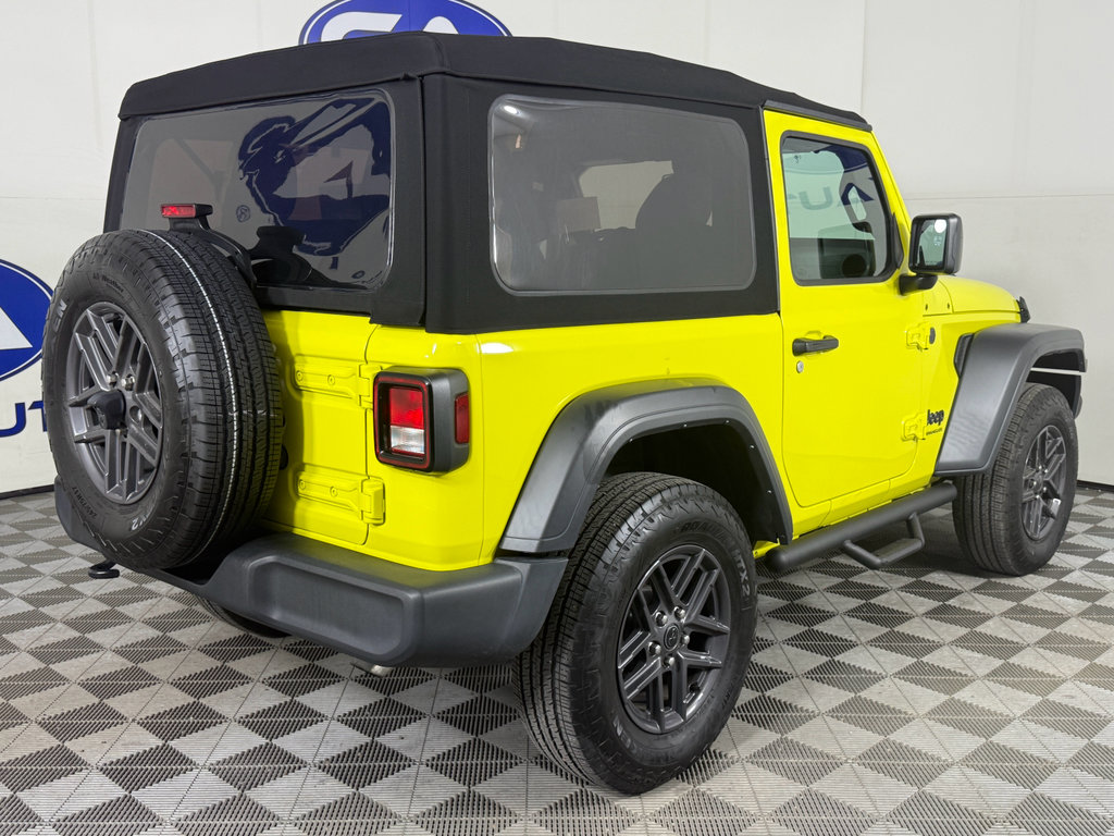 Used 2024 Jeep Wrangler Sport S image 4