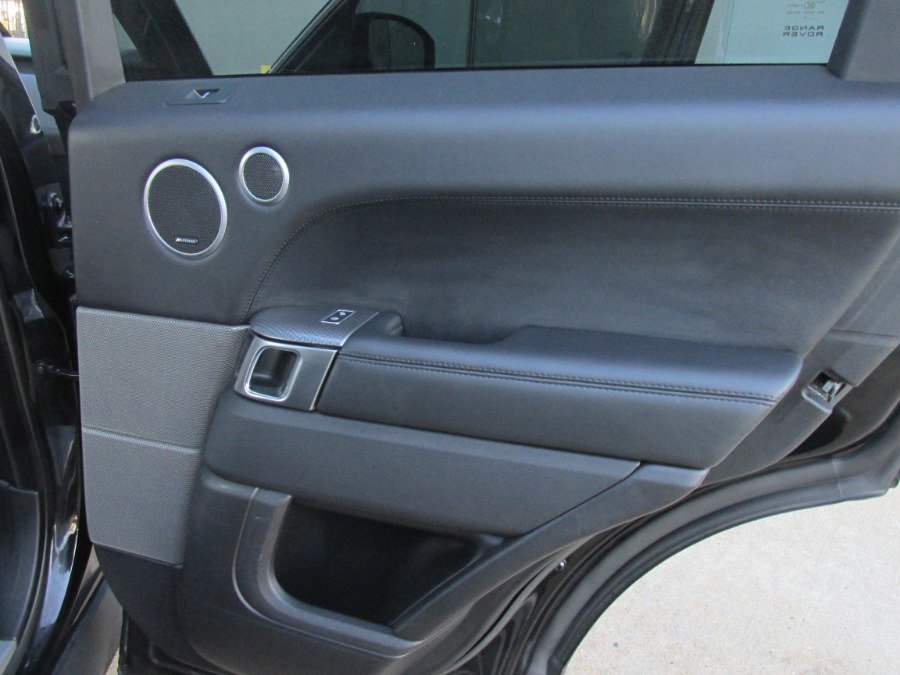 Used 2016 Land Rover Range Rover Sport SVR image 67