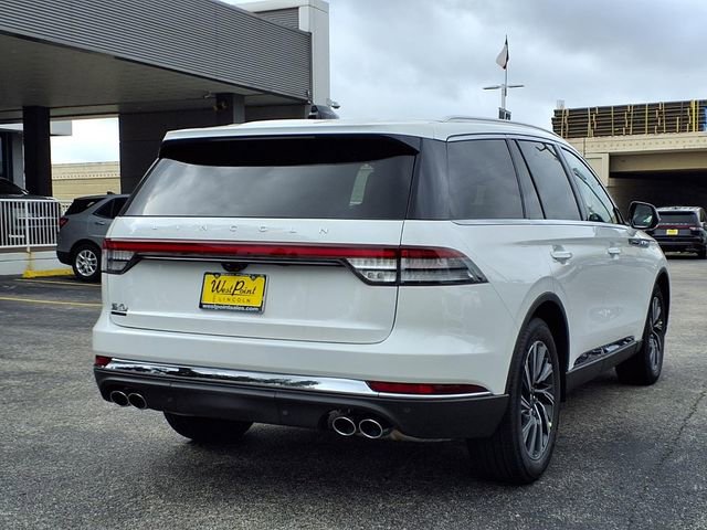 New 2026 Lincoln Aviator 2WD image 2