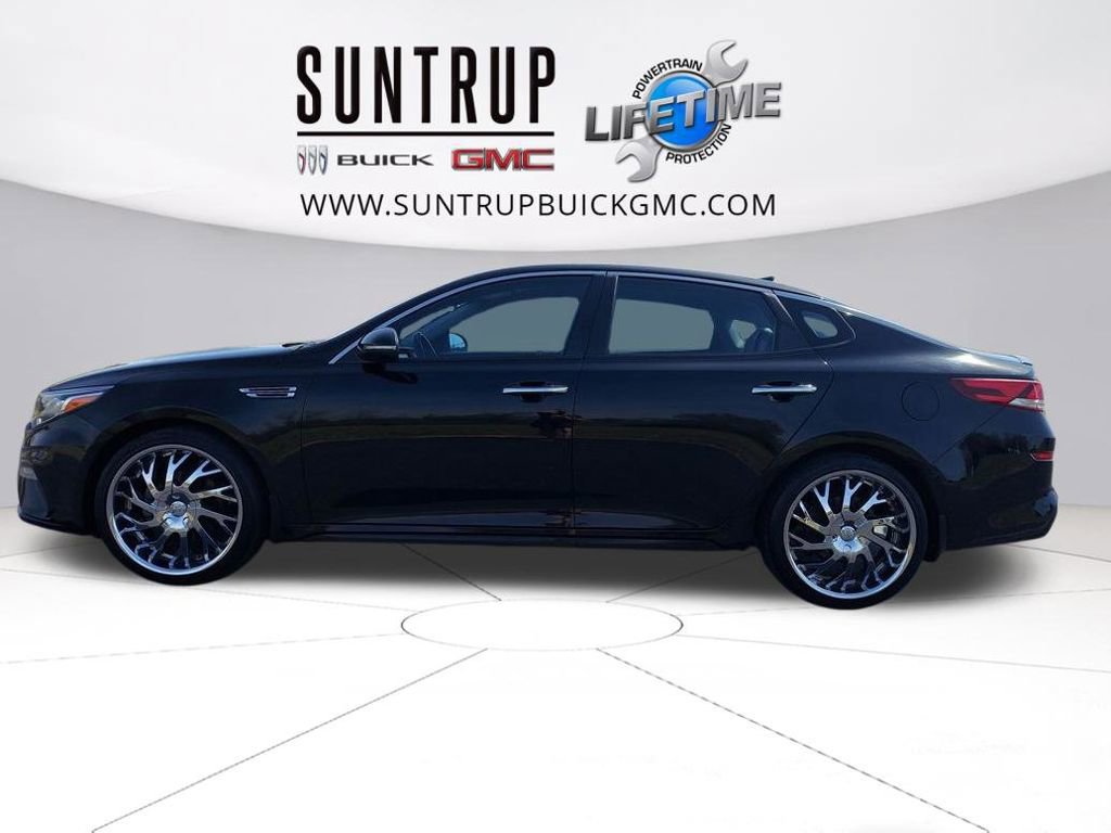 Used 2020 Kia Optima S image 2