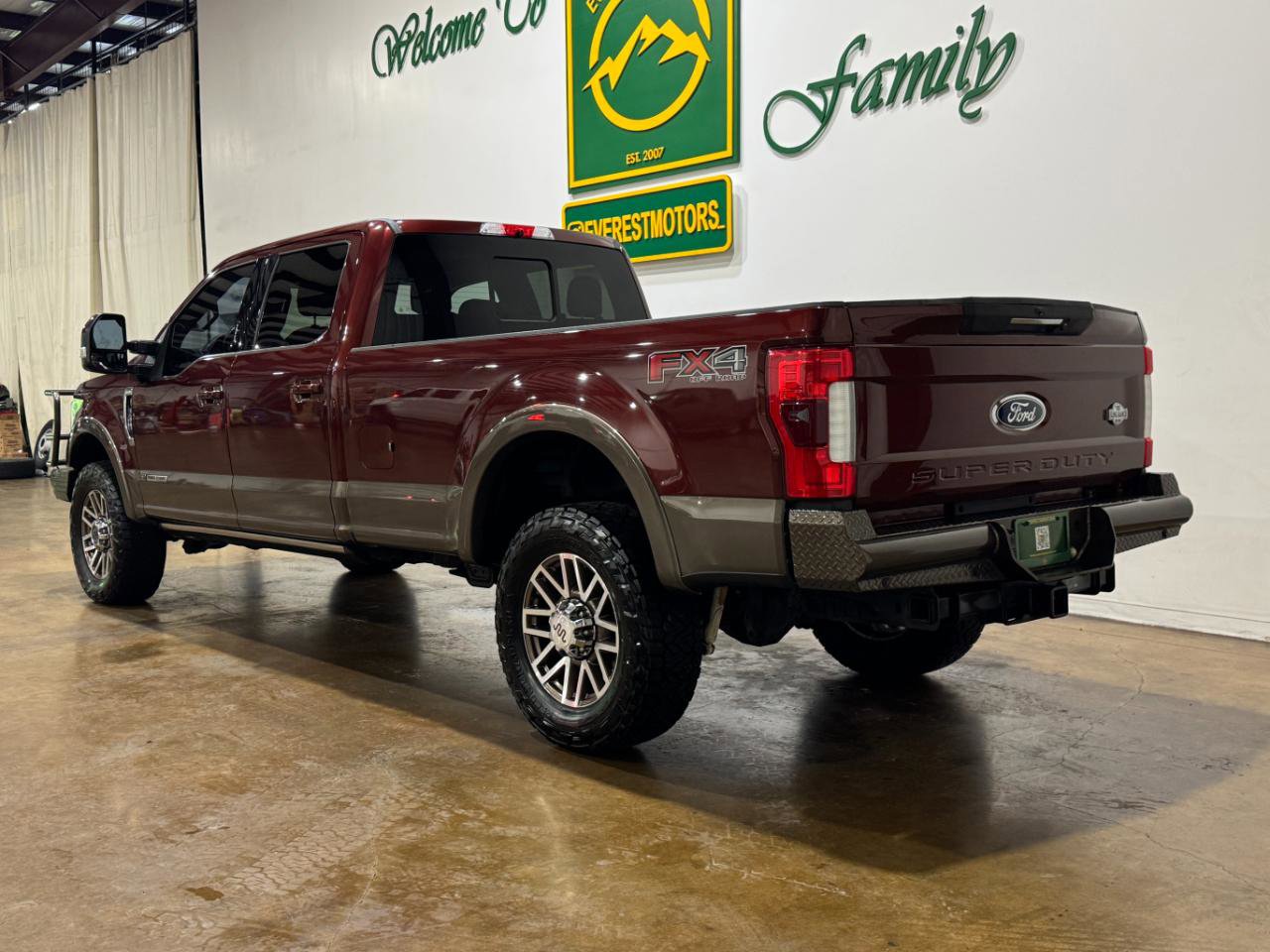 Used 2017 Ford F350 King Ranch w/ King Ranch Ultimate Package AWD/4WD image 6