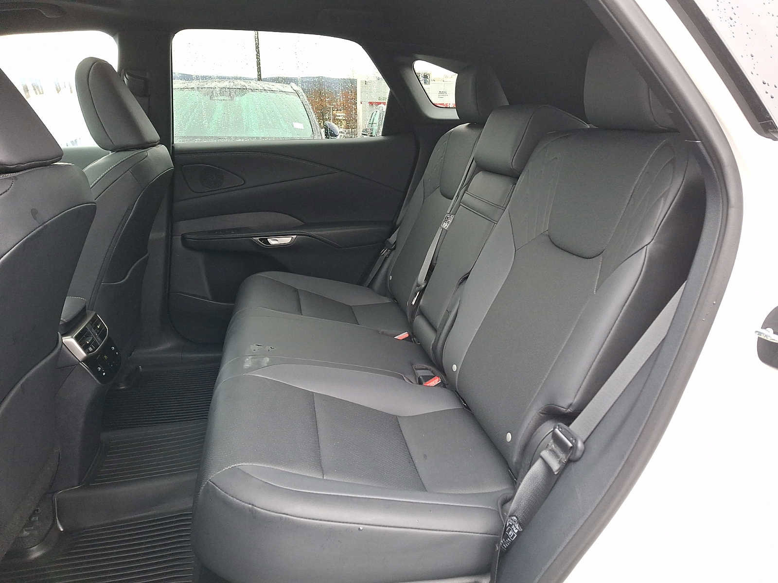 Used 2026 Lexus RX 350 Premium w/ Accessory Package (2T) image 7