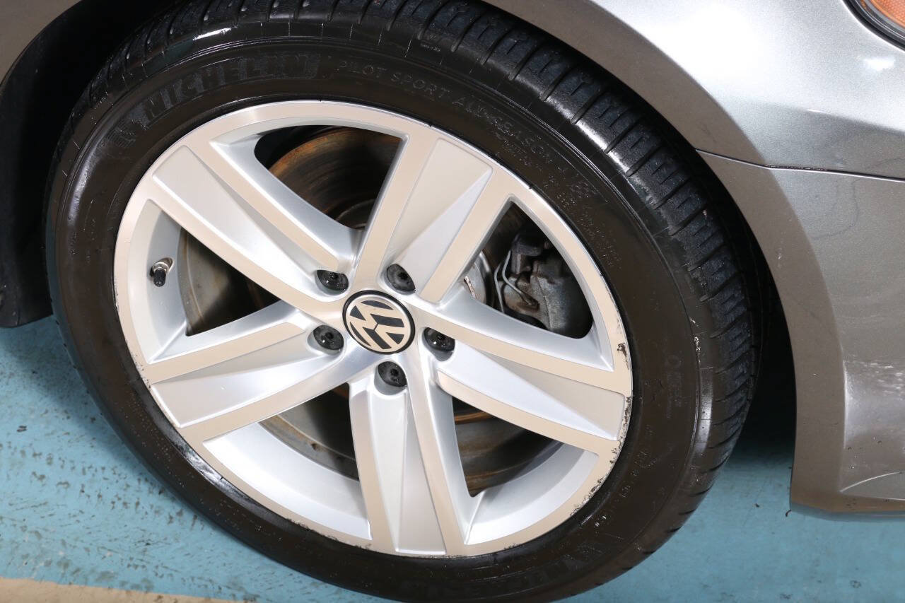 Used 2016 Volkswagen CC Sport FWD image 16