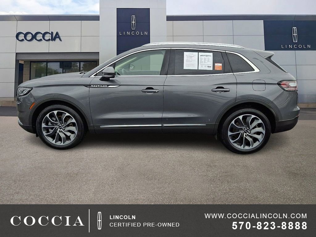 Used 2022 Lincoln Nautilus Reserve image 7