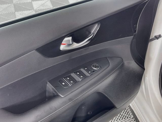 Used 2022 Kia Forte GT-Line FWD image 19