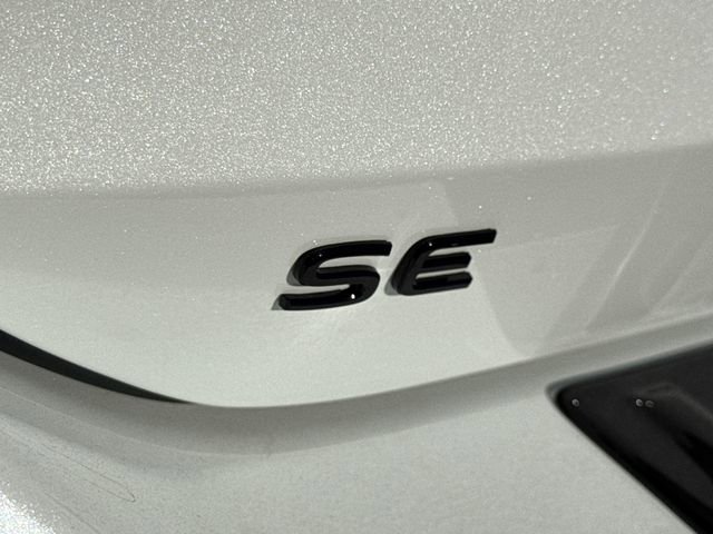 New 2026 Volkswagen Tiguan SE R-Line image 16