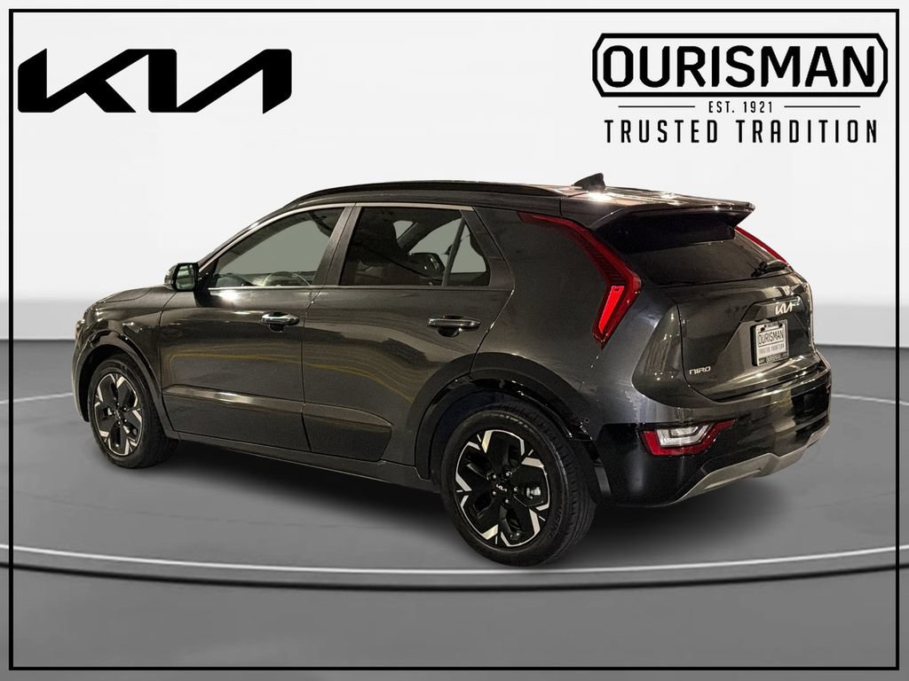 Certified 2023 Kia Niro Wave FWD image 3