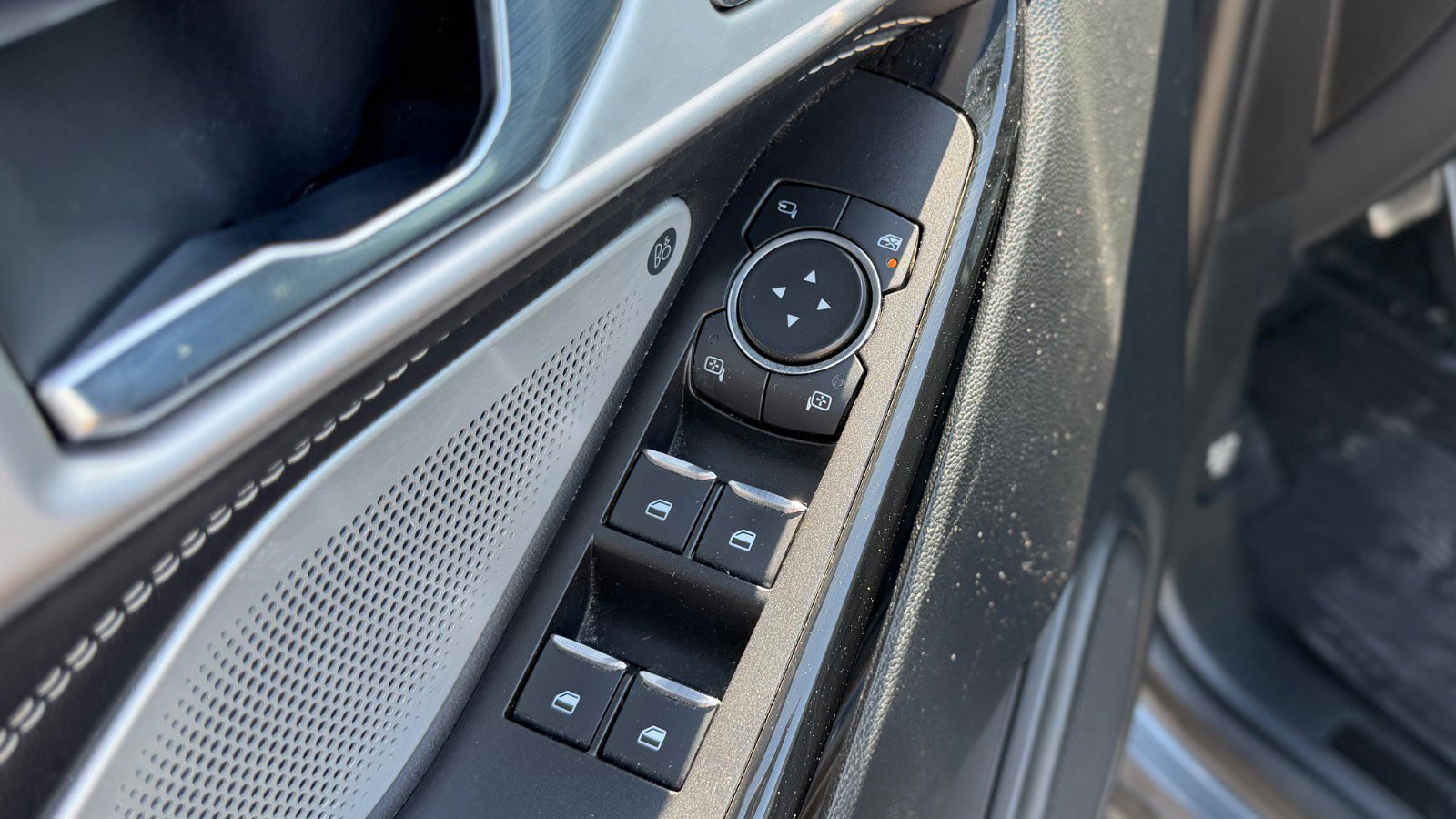 Certified 2021 Ford Explorer ST w/ Equipment Group 401A AWD/4WD image 33