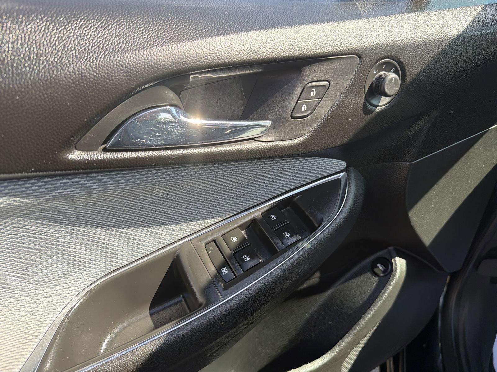 Used 2019 Chevrolet Cruze LS FWD image 20