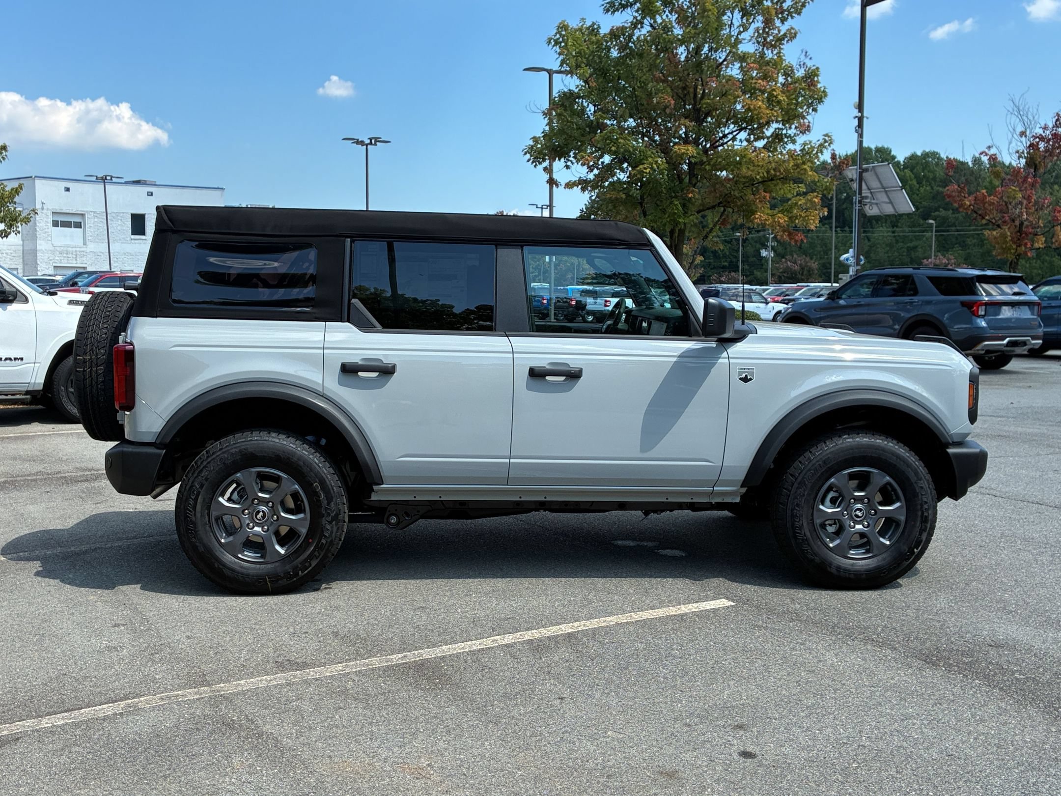 New 2026 Ford Bronco Big Bend AWD/4WD image 3