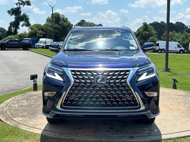Used 2023 Lexus GX 460 Premium w/ Accessory Package AWD/4WD image 2