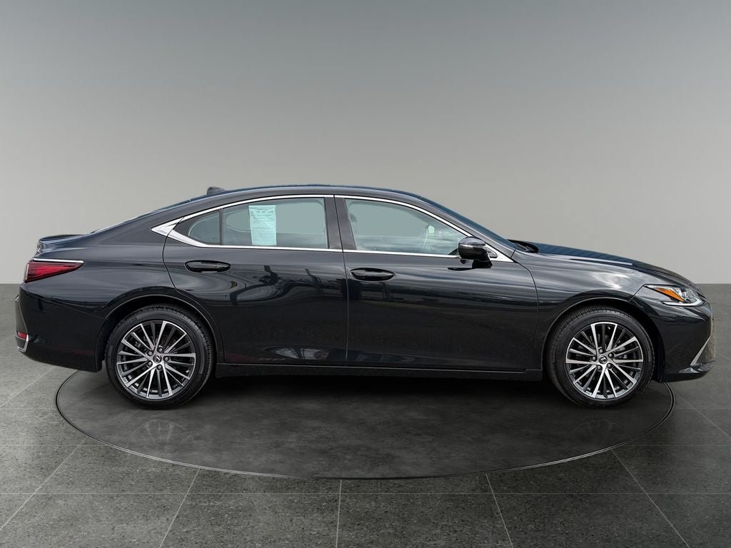 Used 2023 Lexus ES 250 w/ Premium Package AWD/4WD image 10