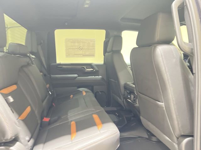 Used 2025 GMC Sierra 2500 AT4 image 26