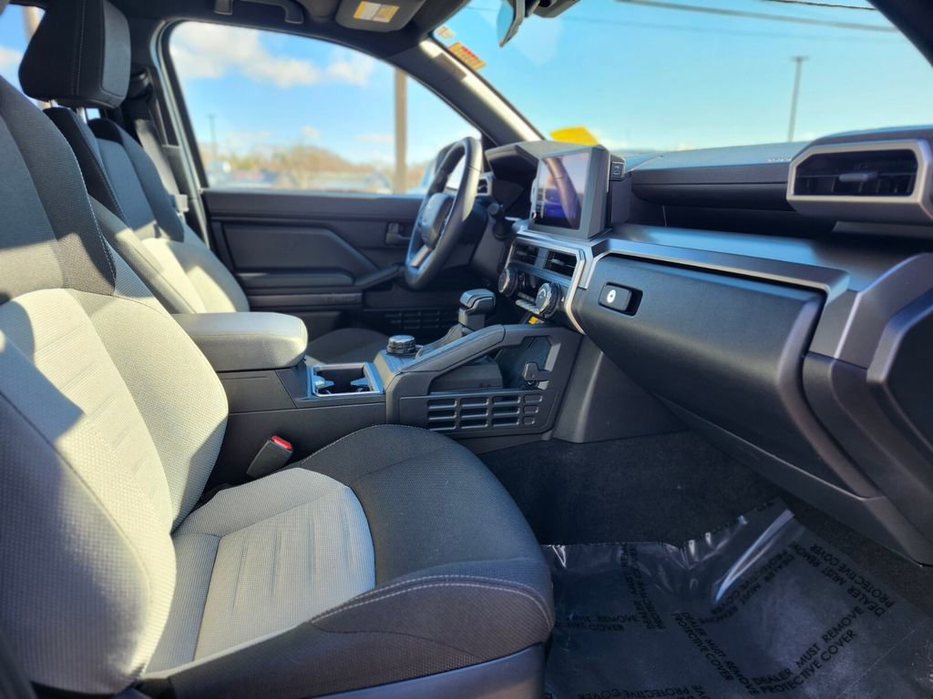 Used 2025 Toyota 4Runner TRD Sport AWD/4WD image 9