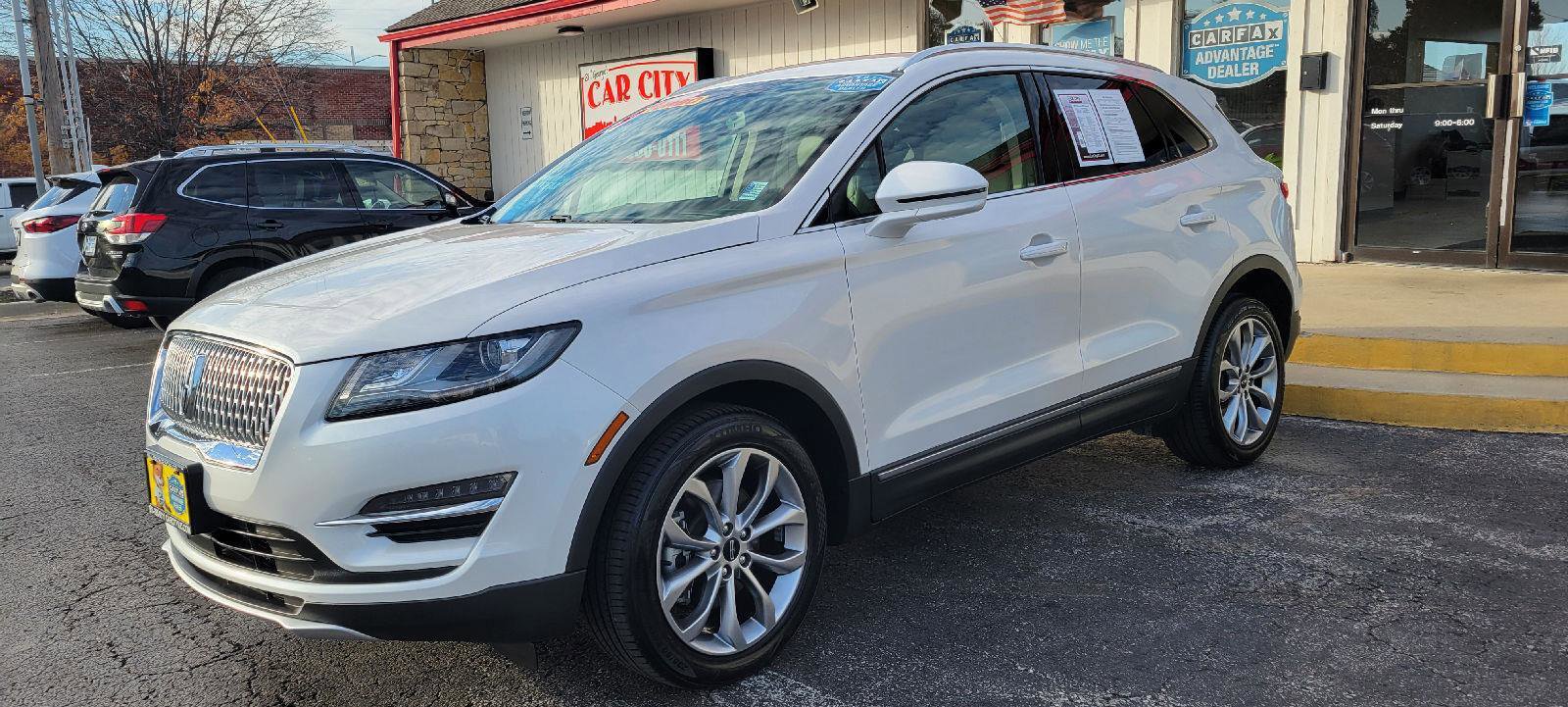 Used 2019 Lincoln MKC Select w/ Select Plus Package image 3