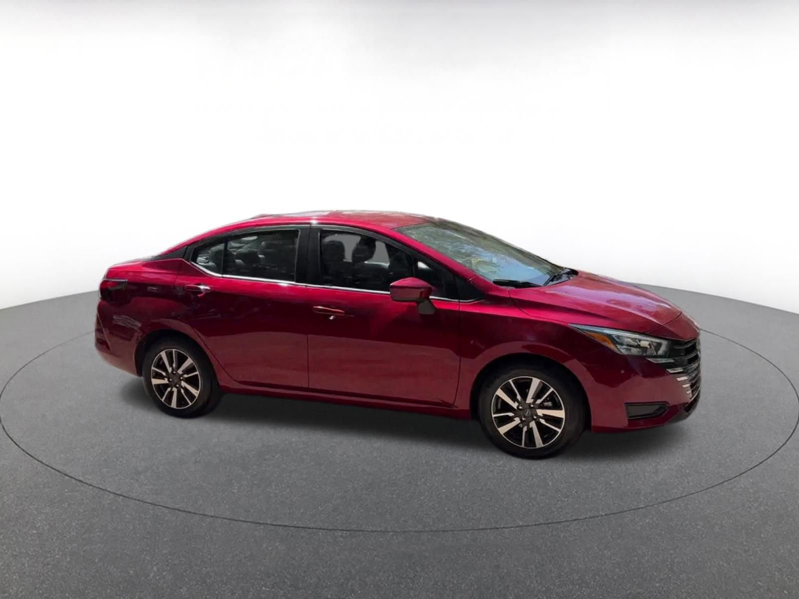 Used 2025 Nissan Versa SV FWD video 2