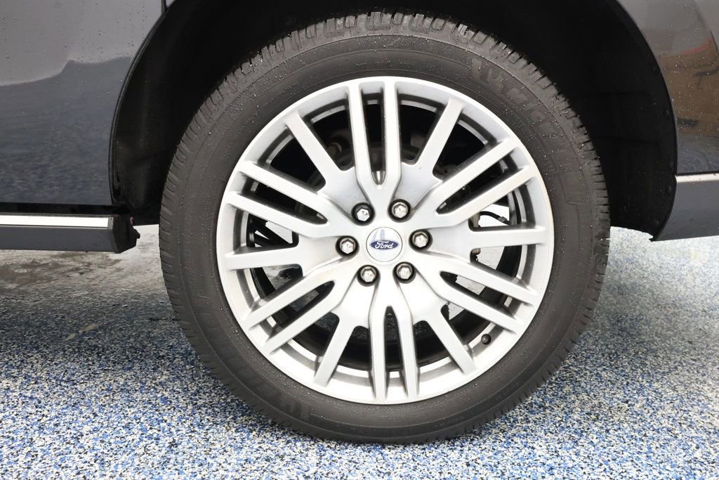 Used 2023 Ford Expedition Max Limited image 6