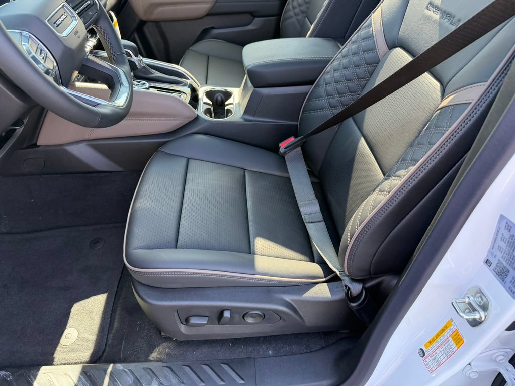 New 2026 GMC Canyon Denali AWD/4WD image 26
