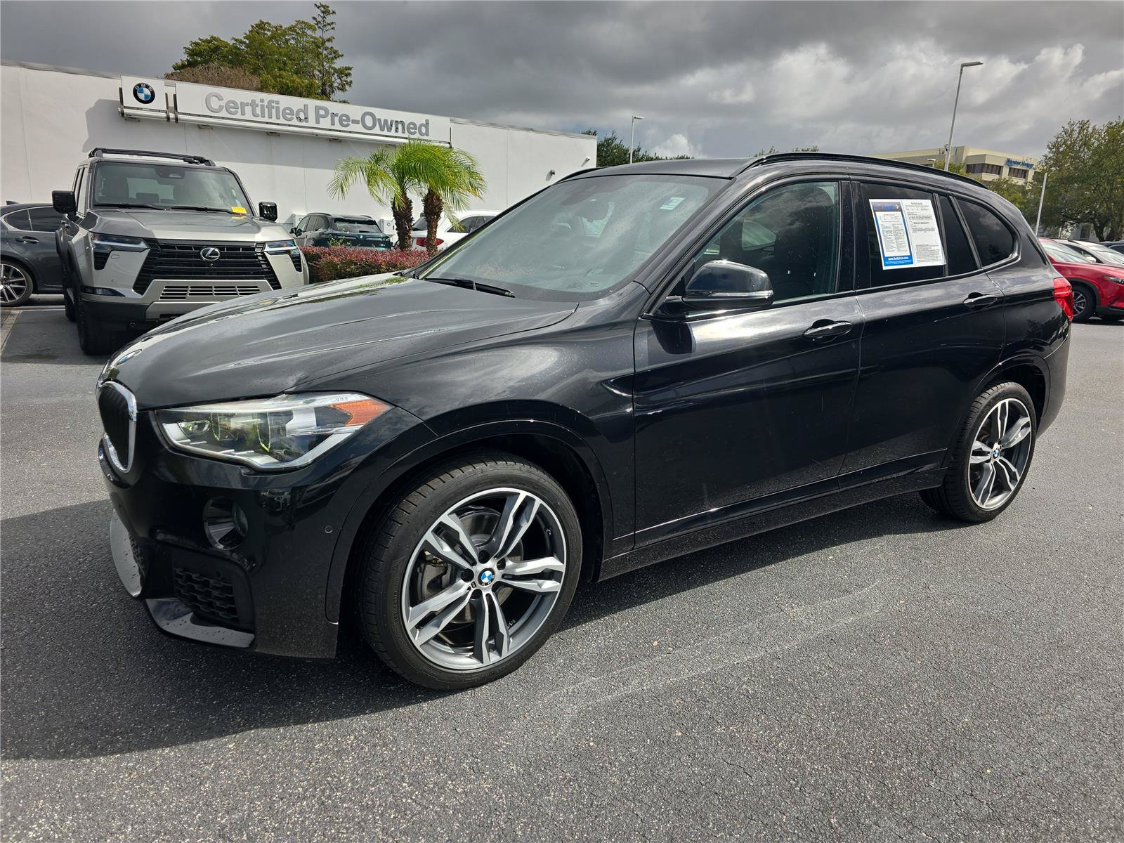 Used 2019 BMW X1 sDrive28i w/ M Sport Package FWD image 6